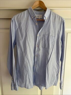H&M Light Blue Long-Sleeve Button-Down Shirt